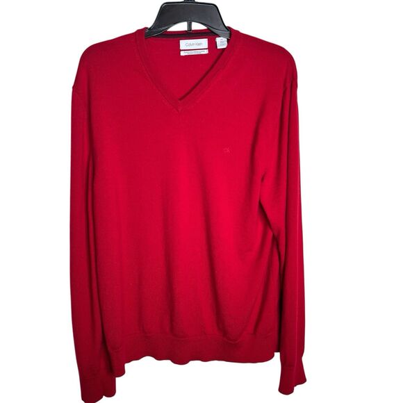 Calvin Klein Red Sweater Size Large V-neck Extra Fine Merino Wool Long Sleeves - Picture 1 of 11